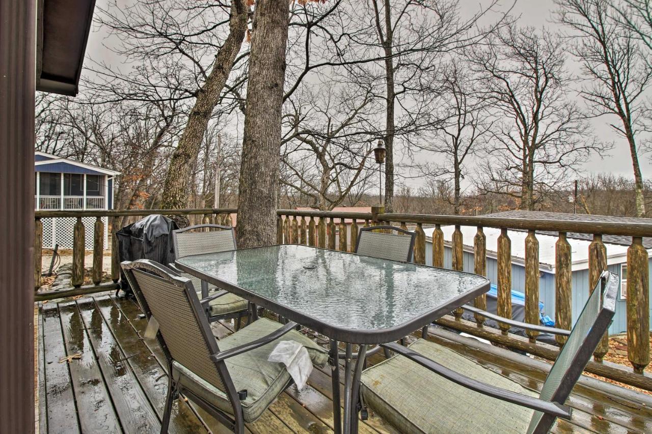 Rustic Stockton Lake Cabin Half Mile To Boat Ramp! Екстер'єр фото